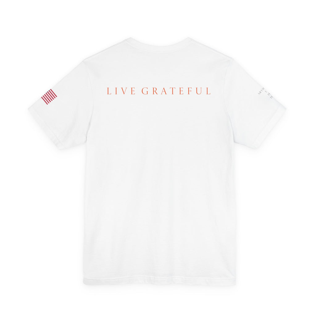 Live Grateful Tee — Minimalist Inspirational Short Sleeve Shirt
